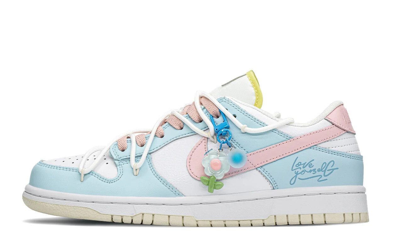 

Кроссовки Nike Dunk Skateboarding, белый/голубой/розовый