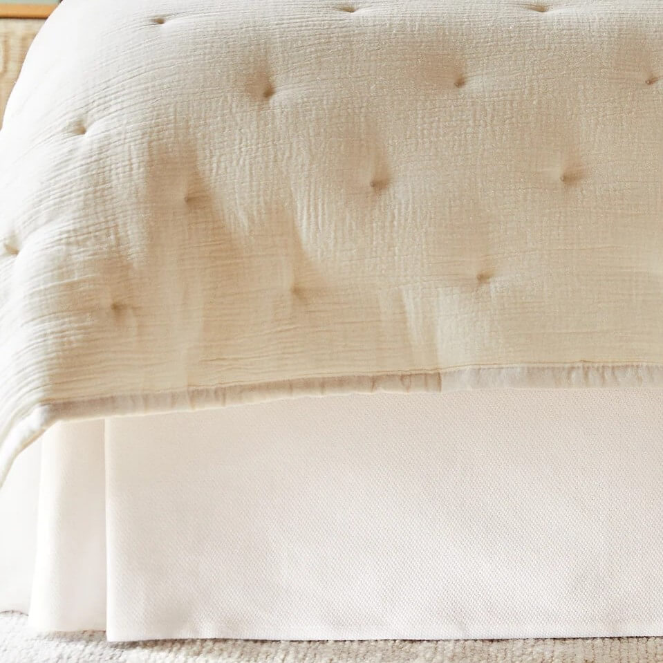 покрывало полутороспальное valtery 160 200 см Подзор для кровати Zara Home Cotton Piqué, белый