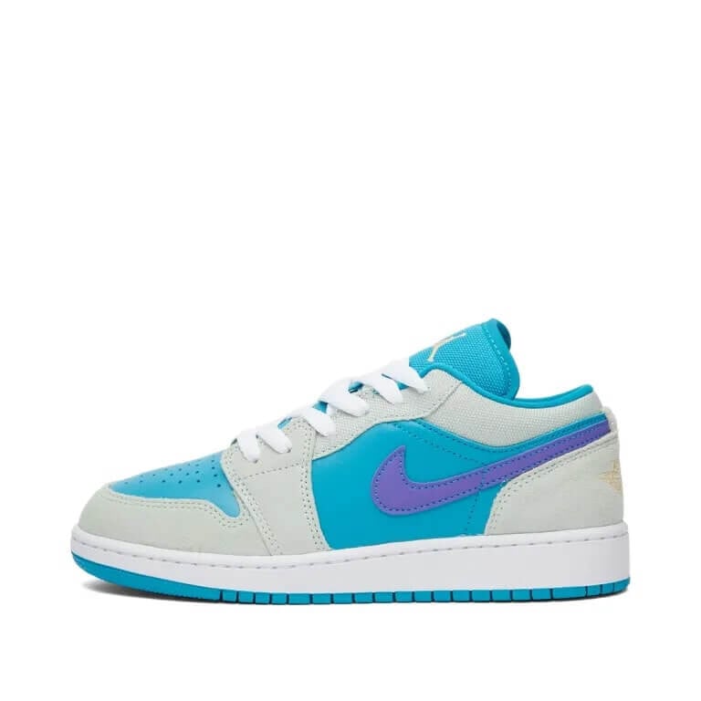

Кроссовки Air Jordan 1 Low SE BG, голубой
