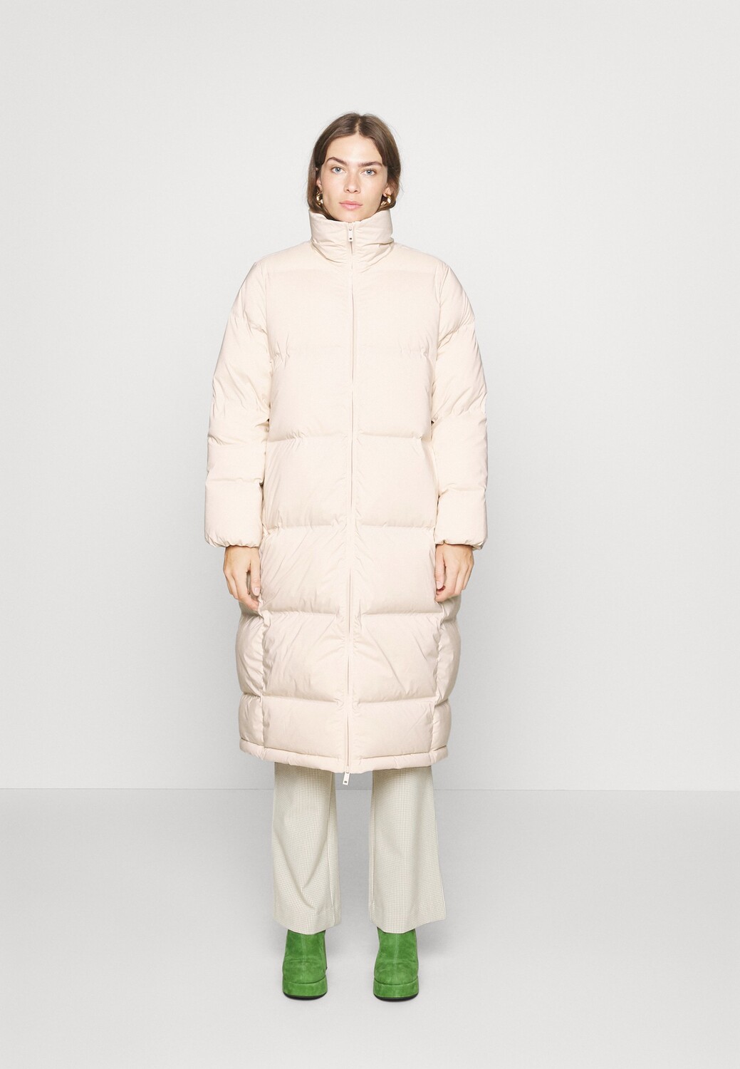 

Пальто Calvin Klein, бежевый