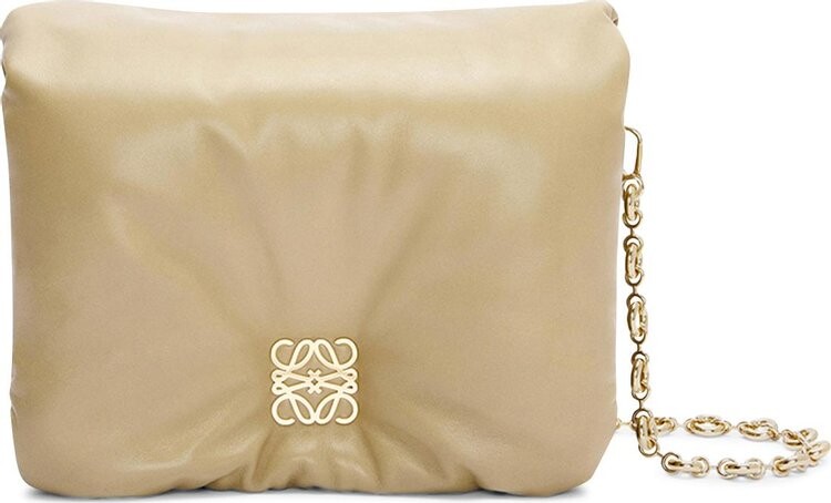 

Сумка Loewe Goya Puffer Bag Clay Green, зеленый