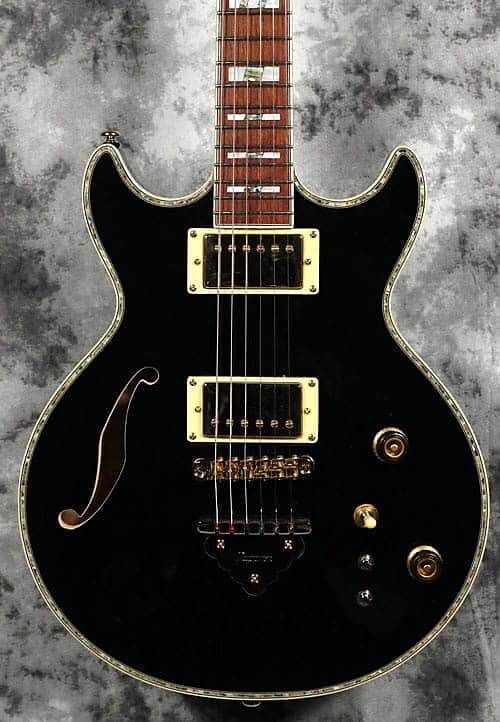 

Ibanez - AR520H