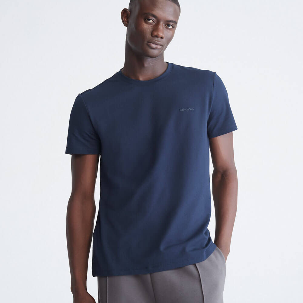 

Футболка Calvin Klein CK Move Tech Pique, темно-синий