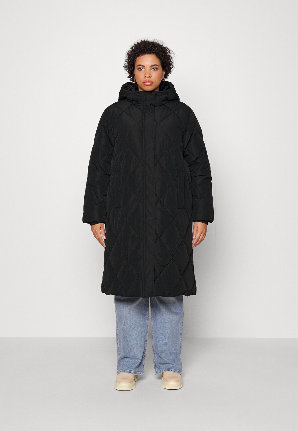

Пальто классическое Vero Moda Curve, черный
