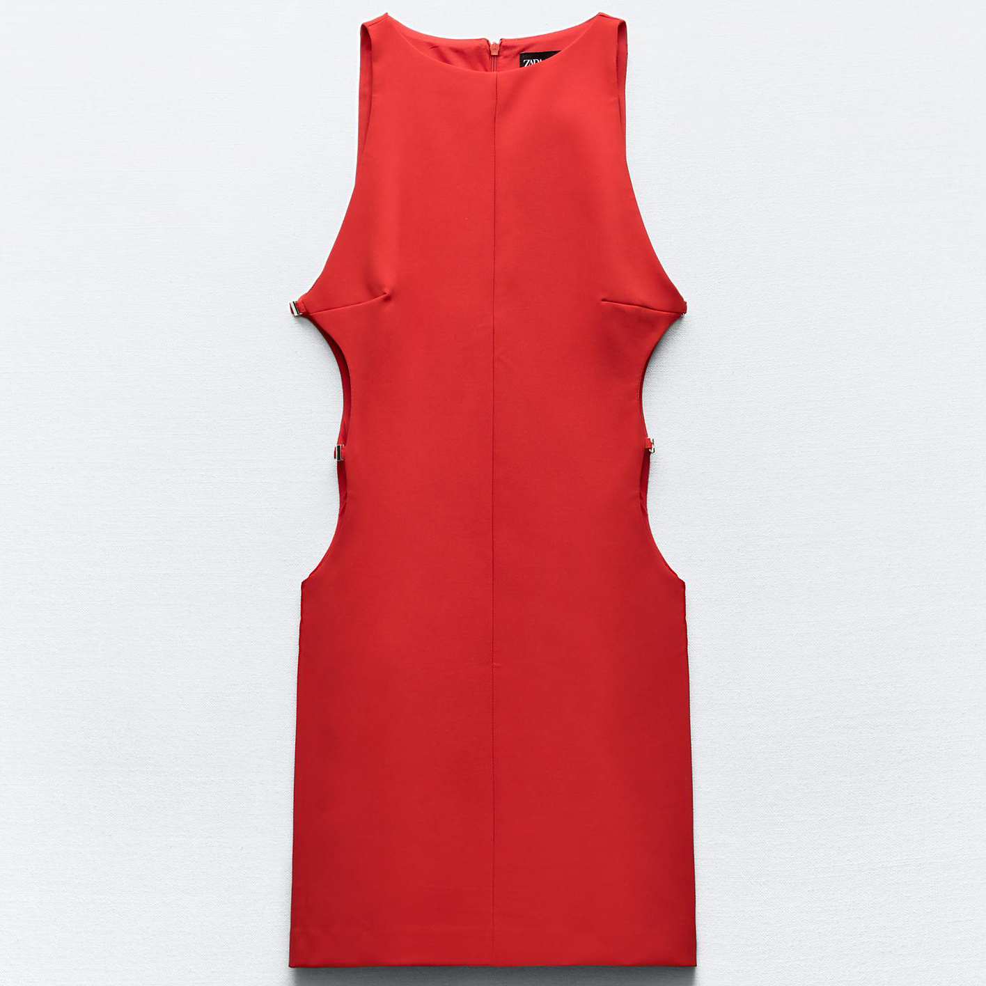 цена Платье Zara Short With Cut-out Detail, красный