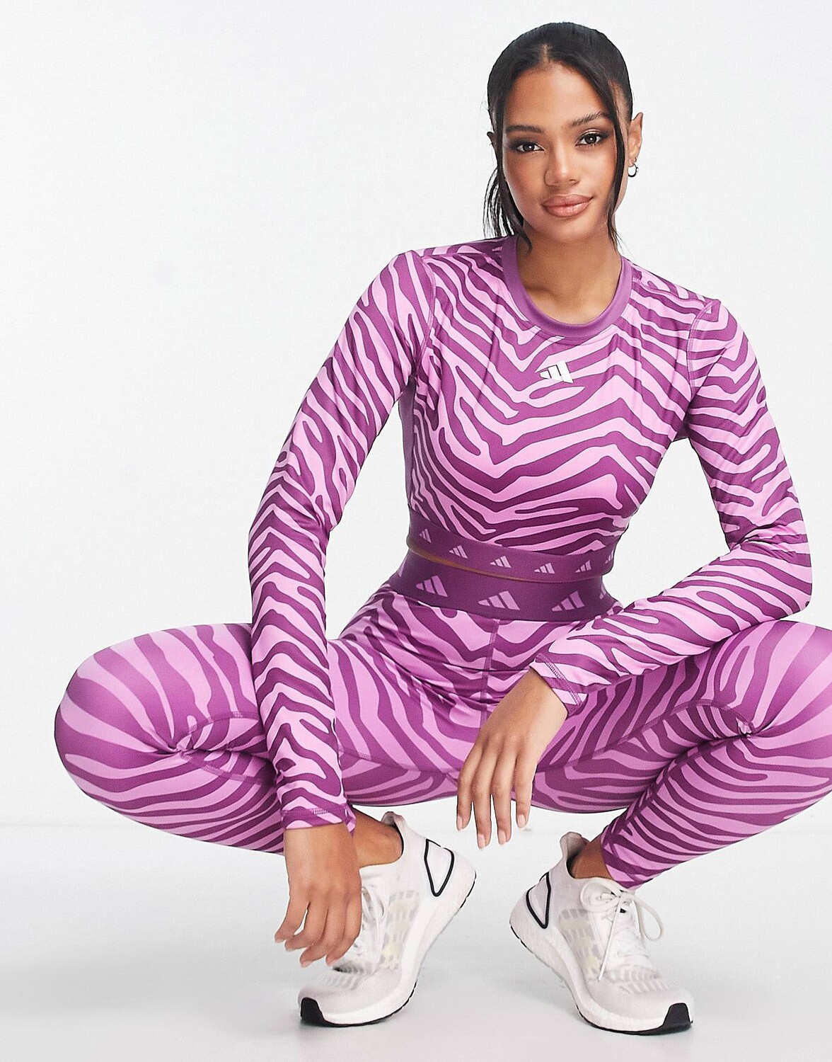 Фиолетовый укороченный топ с зебровым принтом adidas Training Hyperglam