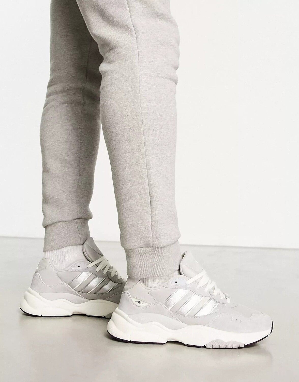 

Кроссовки Adidas Originals Retropy F90, серый