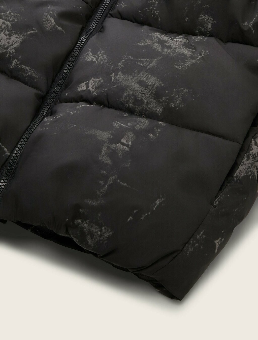

Зимняя куртка RJACKE MIT KAPUZE TOM TAILOR, черный