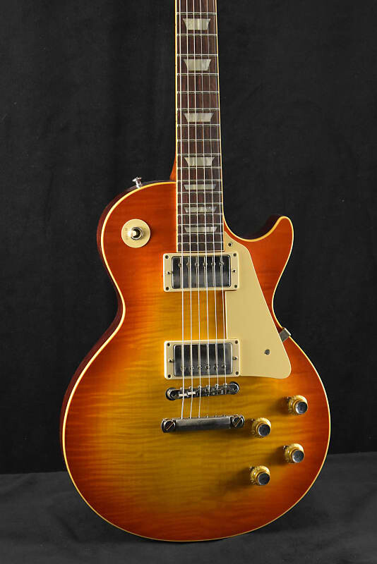 

Gibson Custom Shop 1960 Les Paul Standard Orange Lemon Fade Murphy Lab Ultra Light Aged Custom Shop 1960 Les Paul Standard Orange Lemon Fade Murphy L...