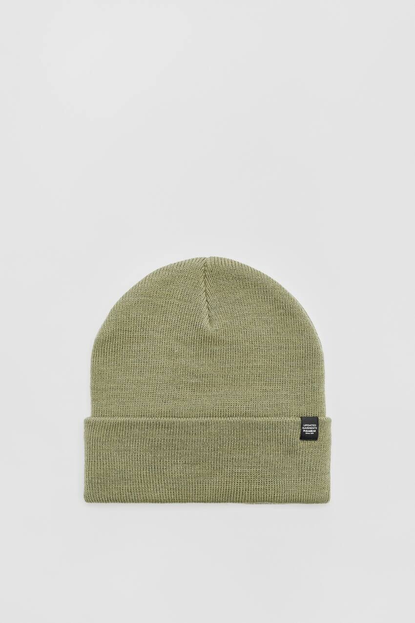 

Базовая вязаная шапка Pull&Bear