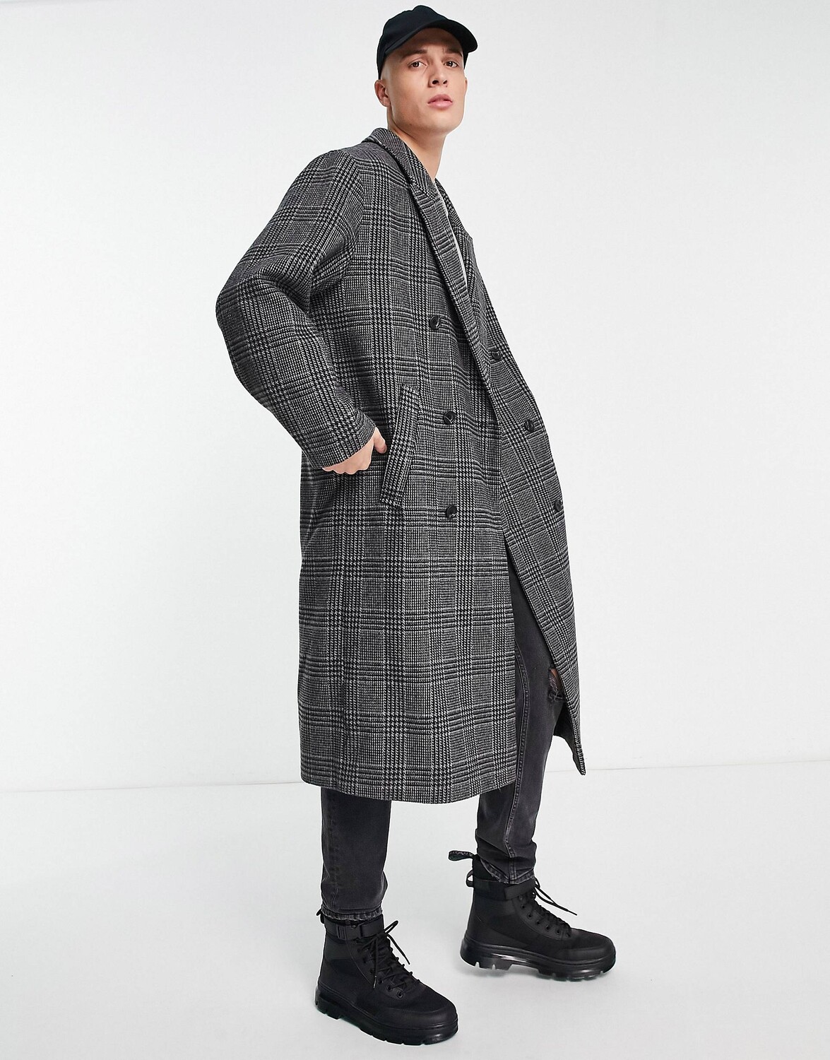 

Серое пальто оверсайз в клетку ASOS DESIGN, Серый
