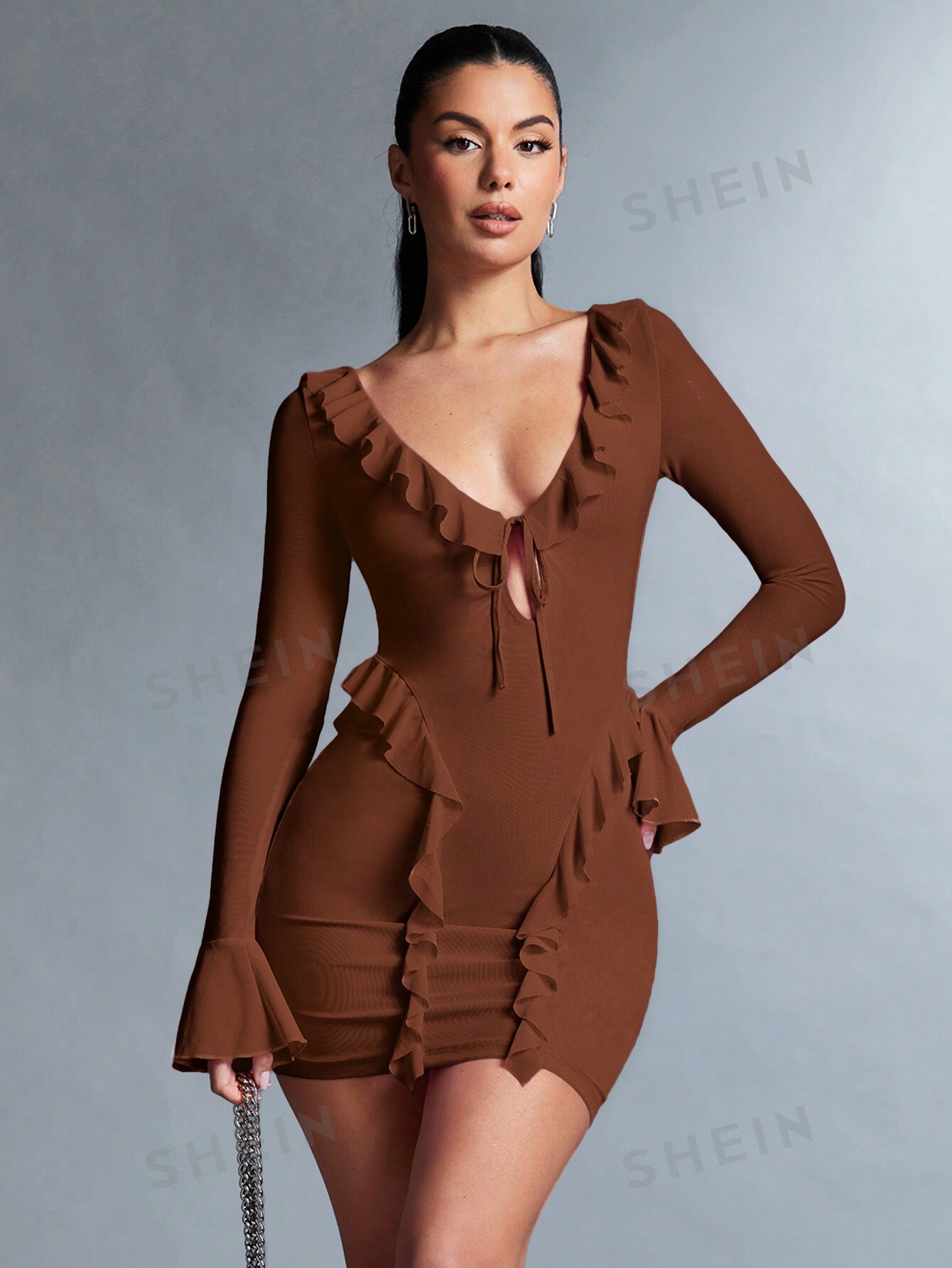 цена SHEIN BAE Женское платье с завязками спереди и длинными рукавами с оборками по подолу, кофейный коричневый