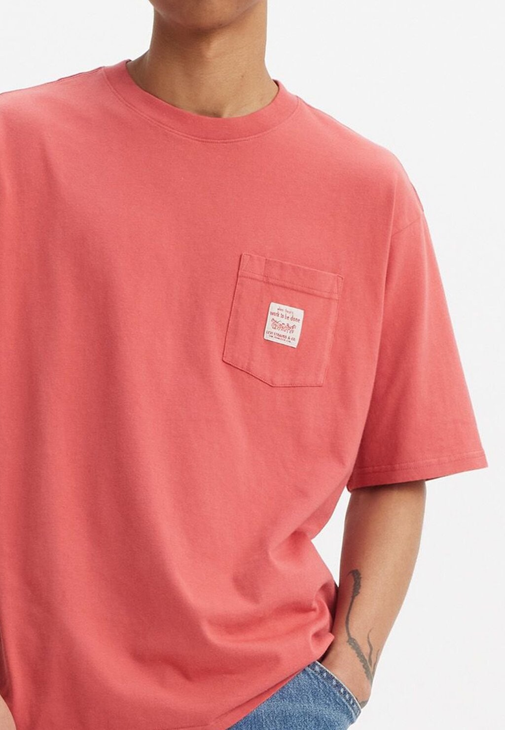

Футболки с принтом WORKWEAR TEE Levi's, розовый