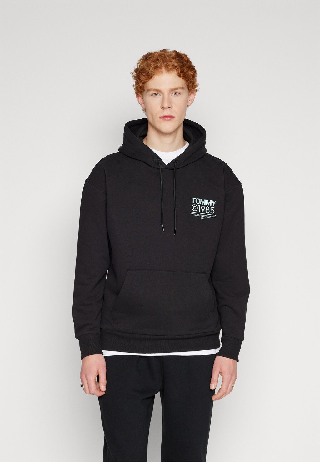 

Толстовка с капюшоном Tommy Jeans, черный