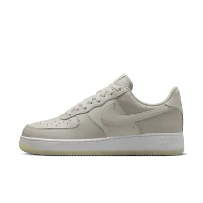 

Кроссовки Nike Air Force 1 '07 LV8, цвет Light Bone/Light Iron Ore/Summit White