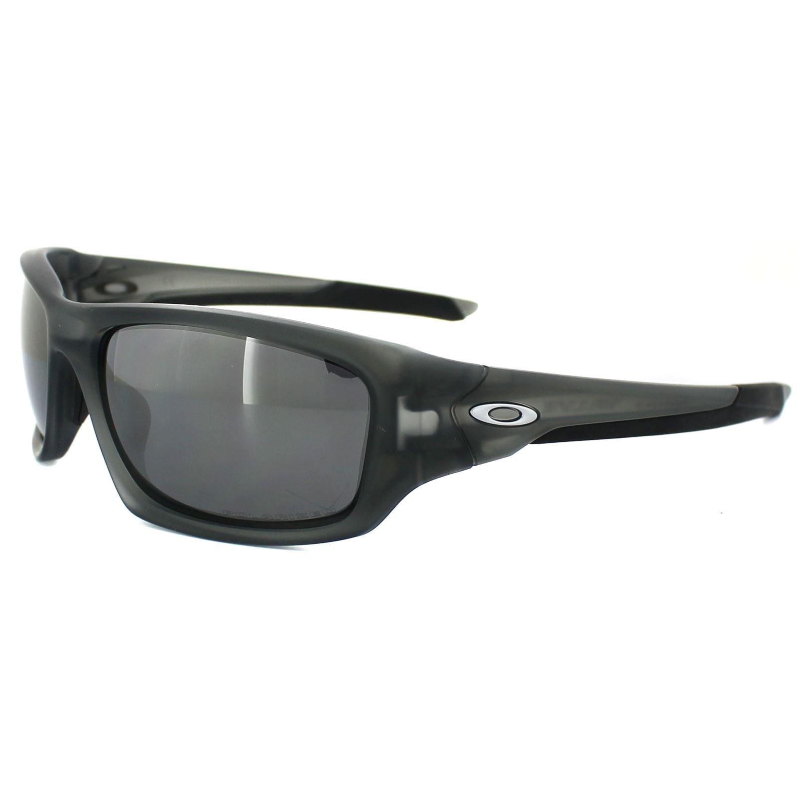 цена Серые дымчато-черные иридиевые поляризованные солнцезащитные очки с запахом Oakley, серый