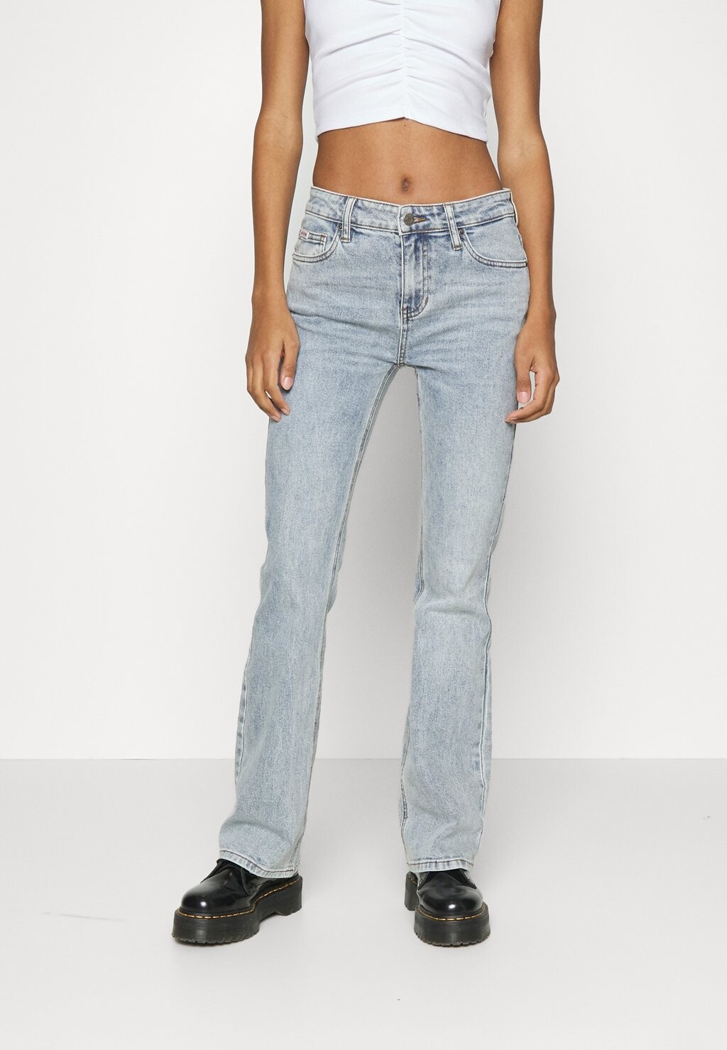 

Джинсы Bootcut Guess Originals