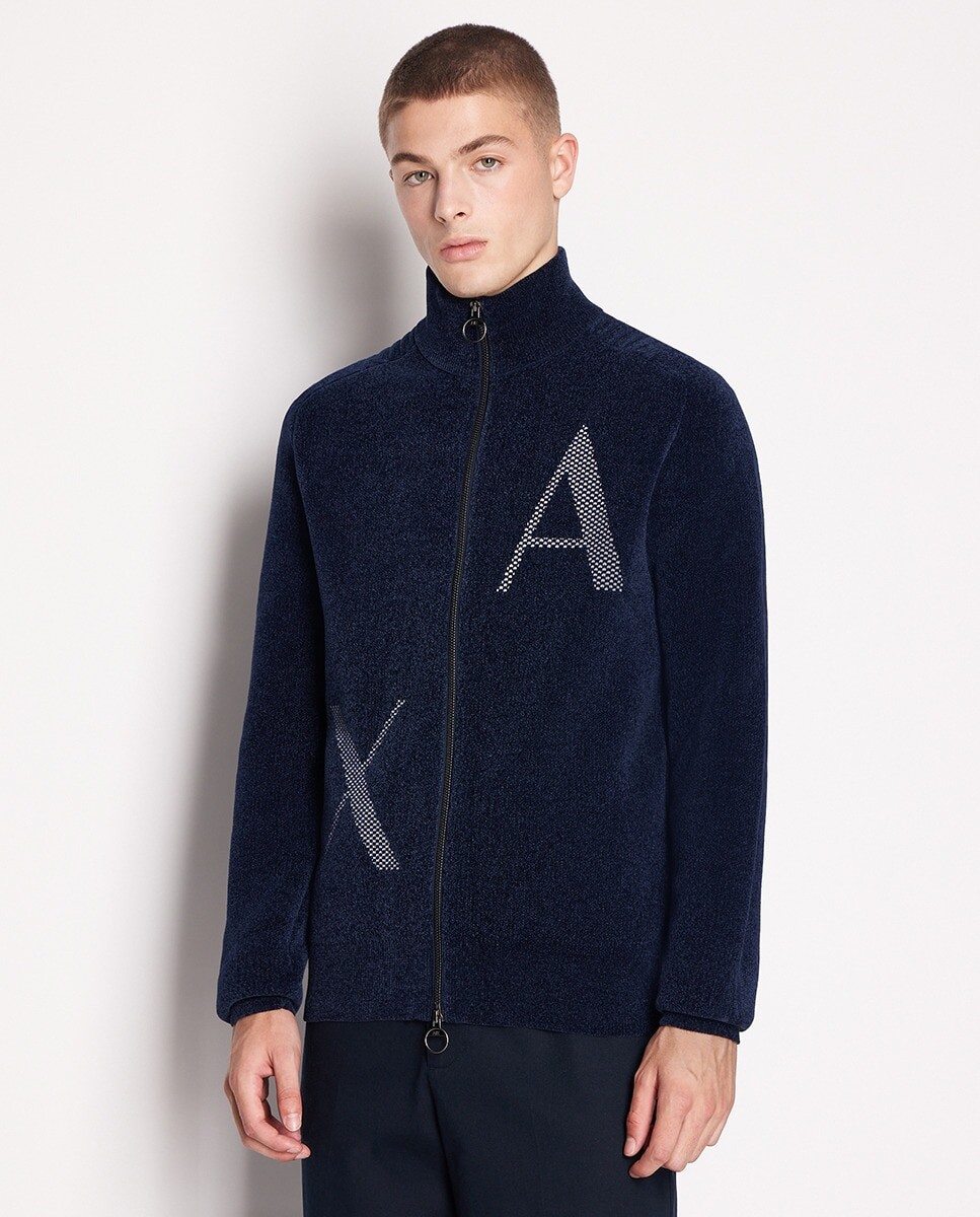

Мужской кардиган из шиниллы с крупным логотипом Armani Exchange, темно-синий