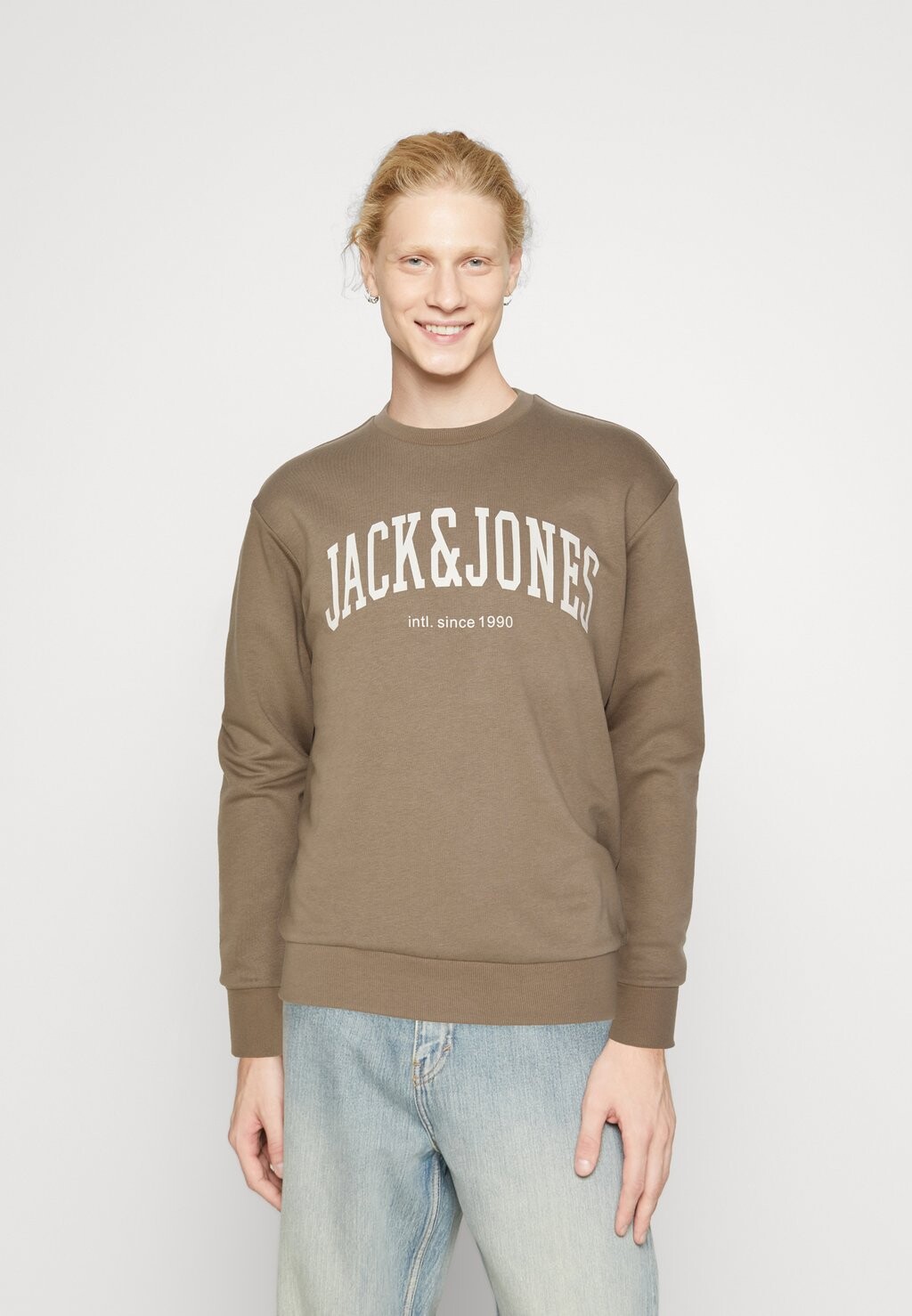 

Толстовка JJEJOSH CREW NECK Jack & Jones, коричневый