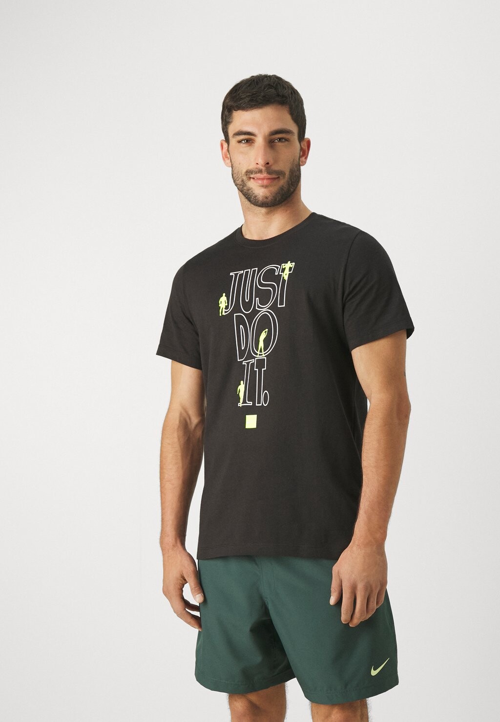 

Спортивная футболка Tee Vintage Nike, черный