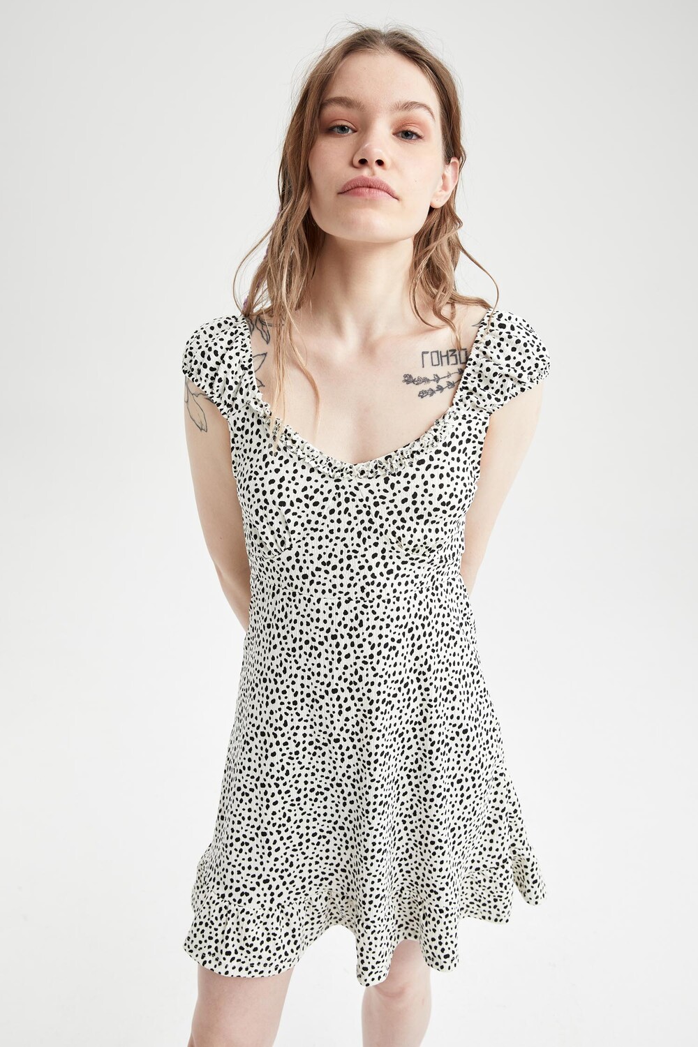 

Платье DeFacto Mini A LINE DRESS, белый
