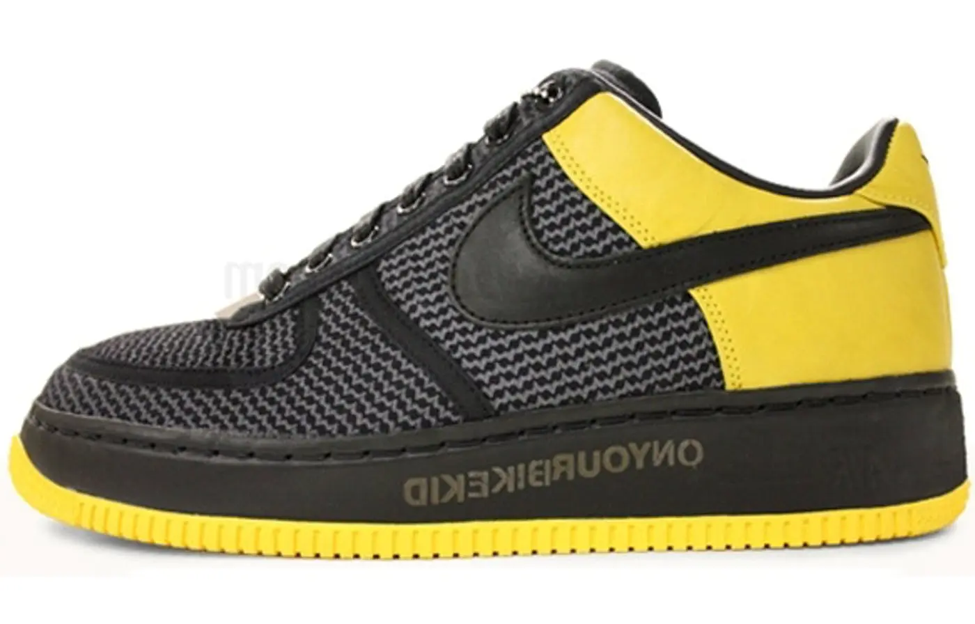 

Nike Air Force 1 Low UNDFTD Livestrong Черный