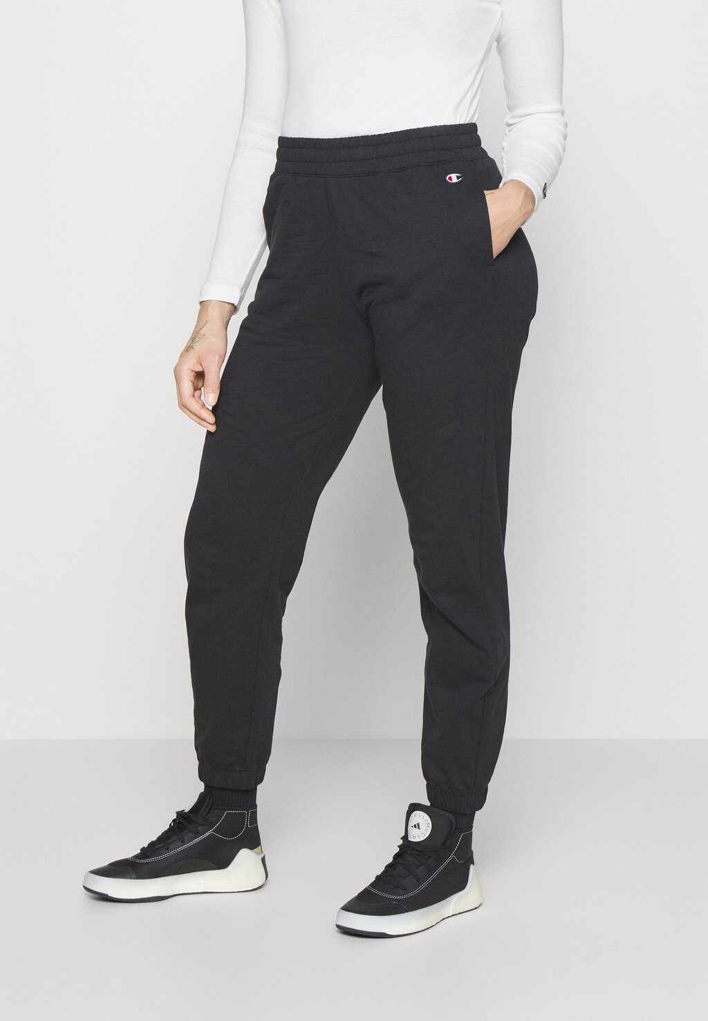 

Спортивные брюки CUFF PANTS OVERSIZE FIT Champion, черный