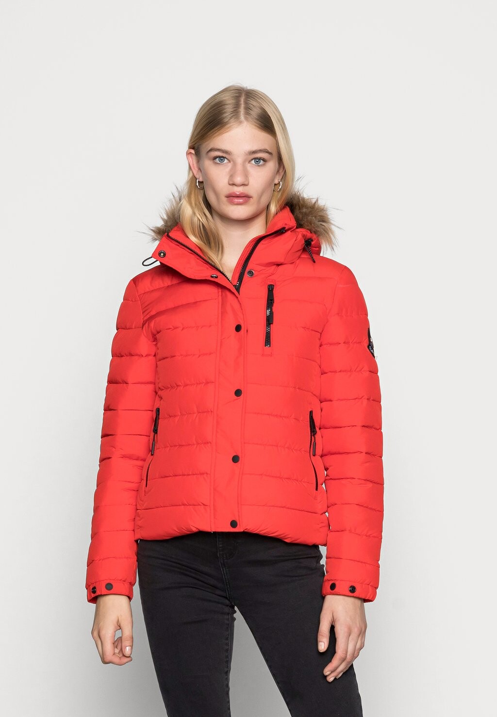 

Зимняя куртка Superdry CLASSIC FUJI JACKET, красный повышенной опасности