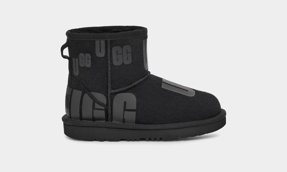 

Сапоги Classic Mini Scatter Graphic UGG, черный