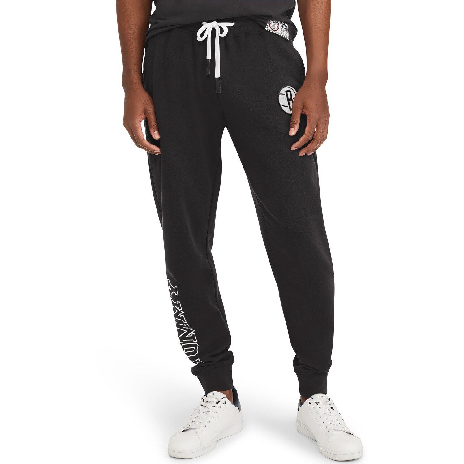 

Мужские джинсы Tommy Jeans Black Brooklyn Nets Carl Bi-Blend флисовые брюки-джоггеры