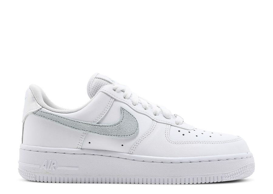 

Кроссовки Nike Wmns Air Force 1, цвет Glacier Blue