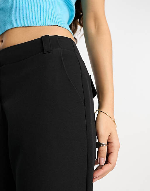 

Черные широкие брюки карго Miss Selfridge Petite, Черный