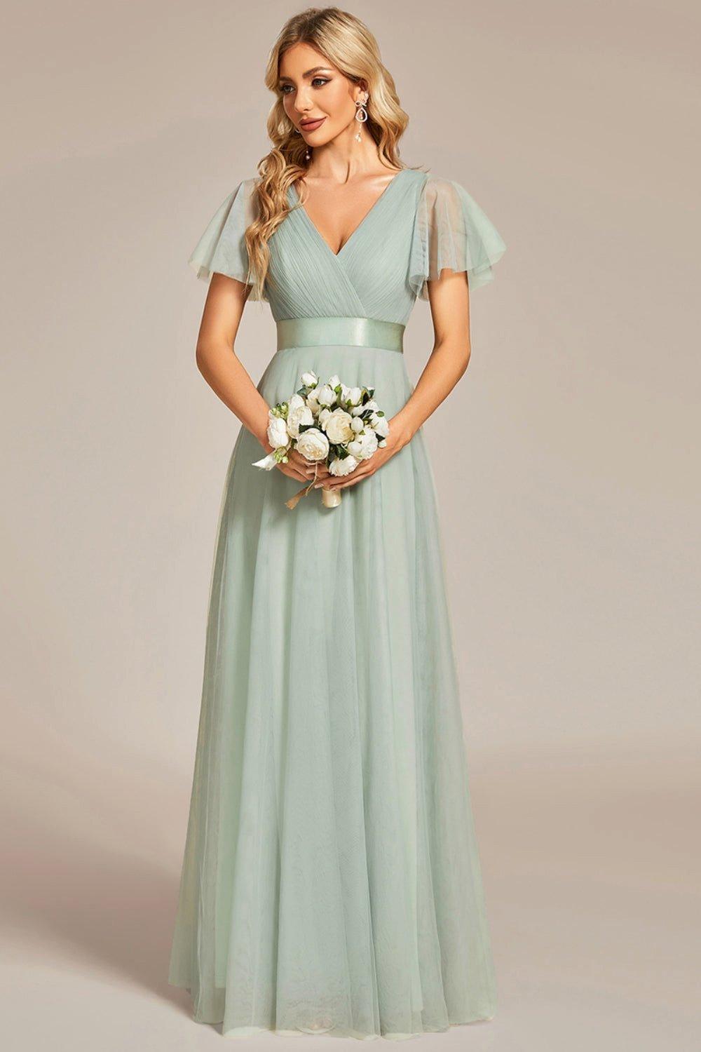 цена Тюлевые платья для подружек невесты длиной до пола с V-образным вырезом и короткими рукавами Ever Pretty, зеленый