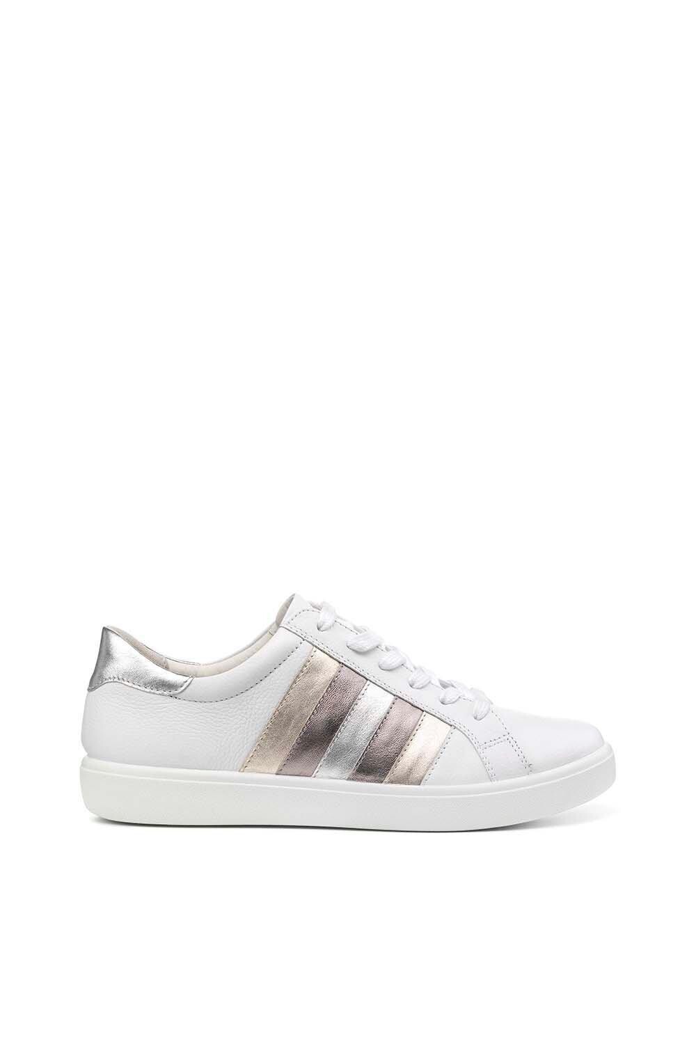 

Кроссовки на плоской подошве Wide Fit 'Switch' Deck Shoes Hotter, цвет metallics