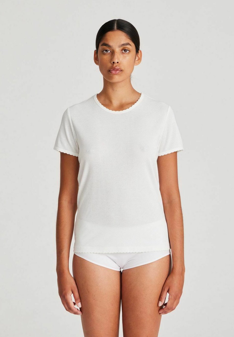 цена Базовая футболка CHRISSTINE SHORT SLEEVE GAI+LISVA, белый