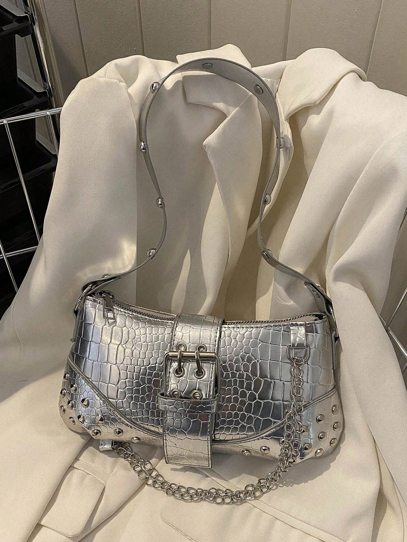 Сумка Baguette с тиснением под крокодила, серебро женская сумка через плечо из пу кожи с металлической цепочкой 120 см