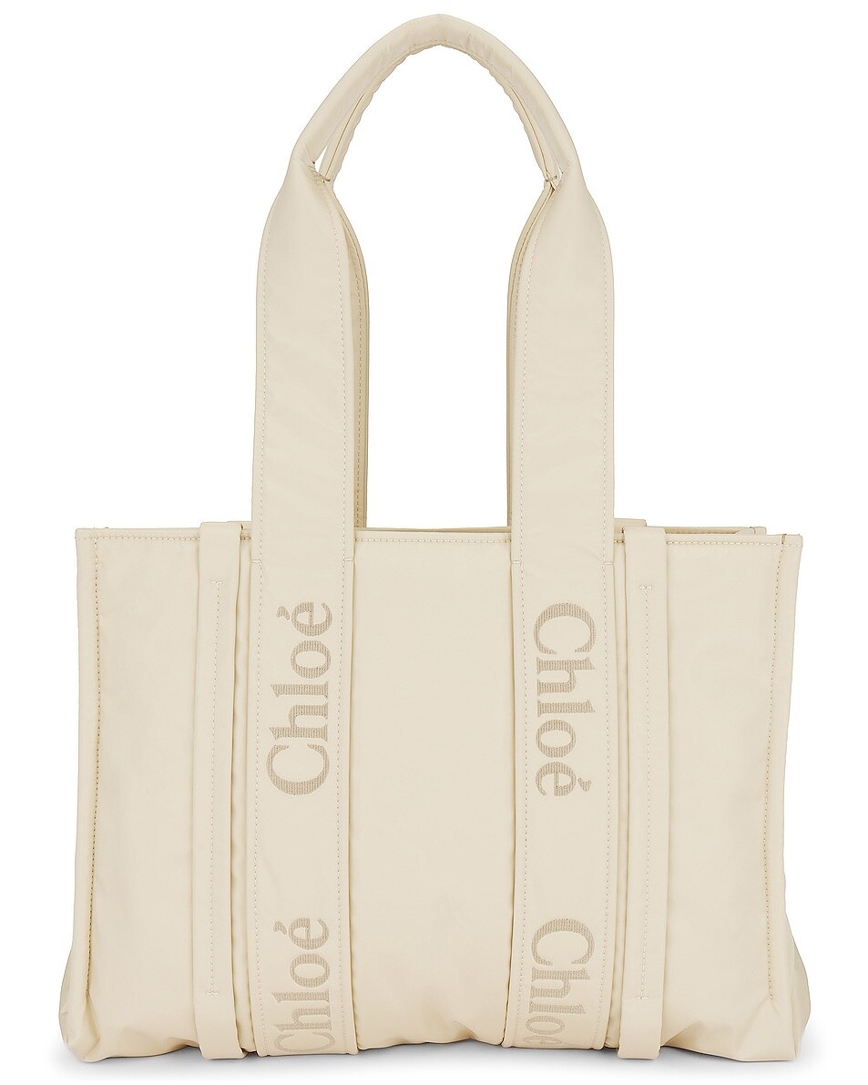 

Сумка через плечо Chloe Woody Medium Tote, цвет Dusty Ivory