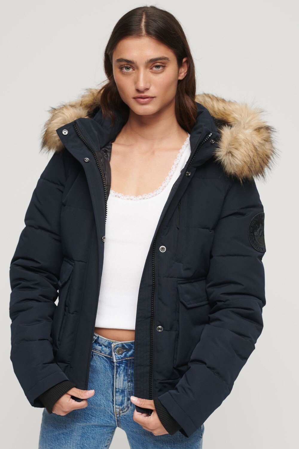 

Пуховик Everest с капюшоном Superdry, синий