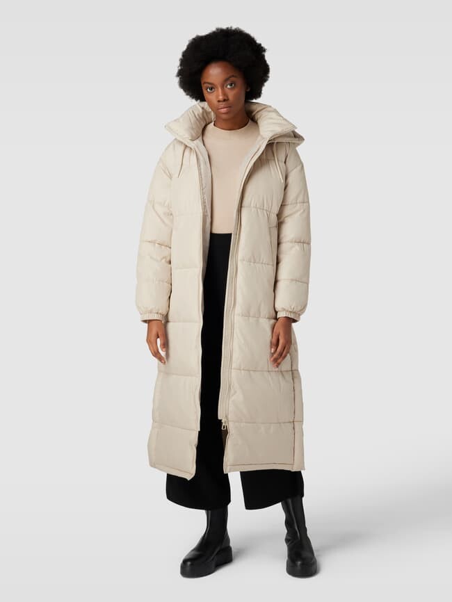 

Пальто стеганое на двусторонней молнии модель "КЛЕА" Vero Moda, экрю