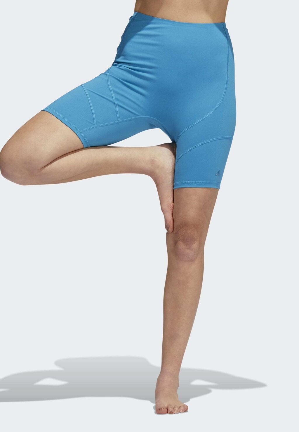 

Тайтсы Adidas
