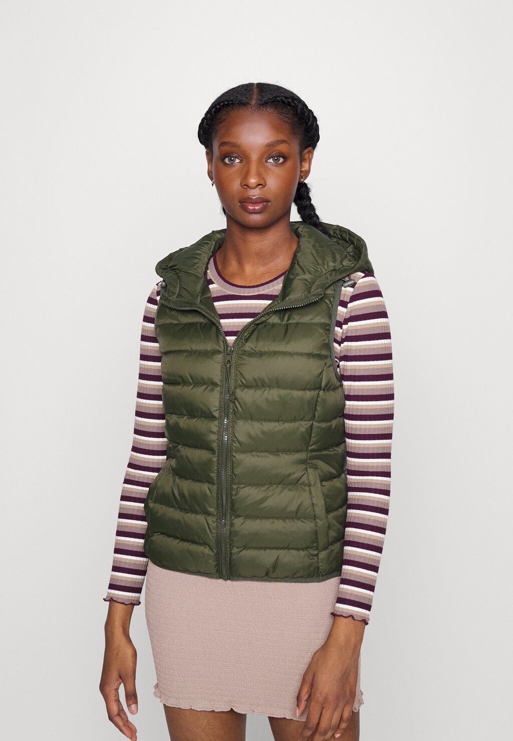 

Жилет ONLY Onltahoe Hood Jacket, лесная ночь, Серый