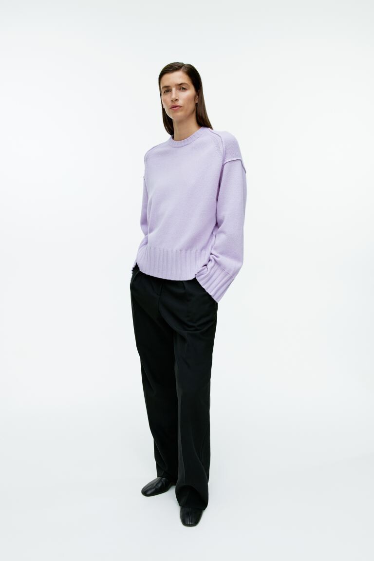 

Шерстяной свитер оверсайз H&M, фиолетовый