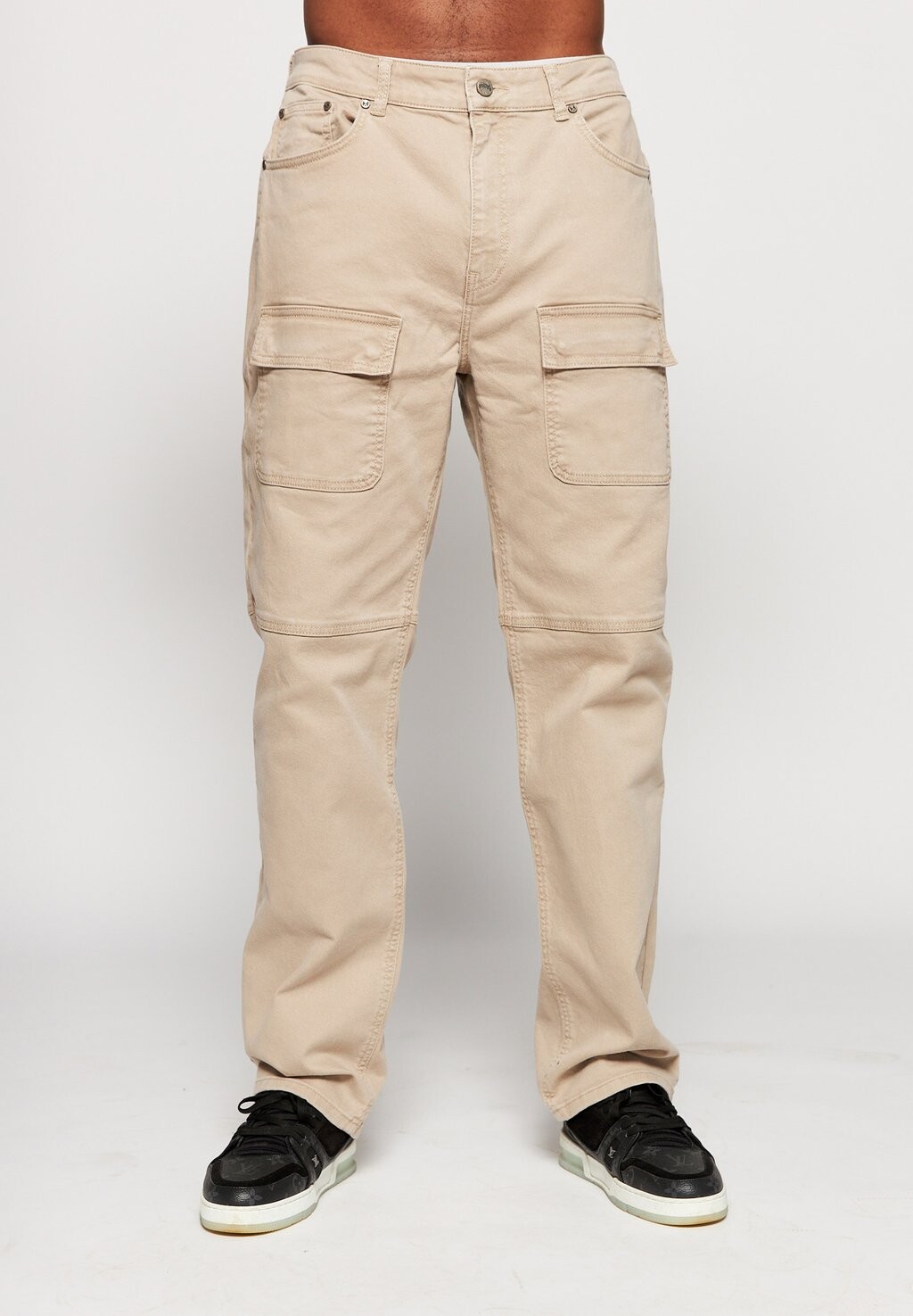 

Джинсы прямого кроя, просто серо-коричневый. FRONT POCKET Multiply Apparel