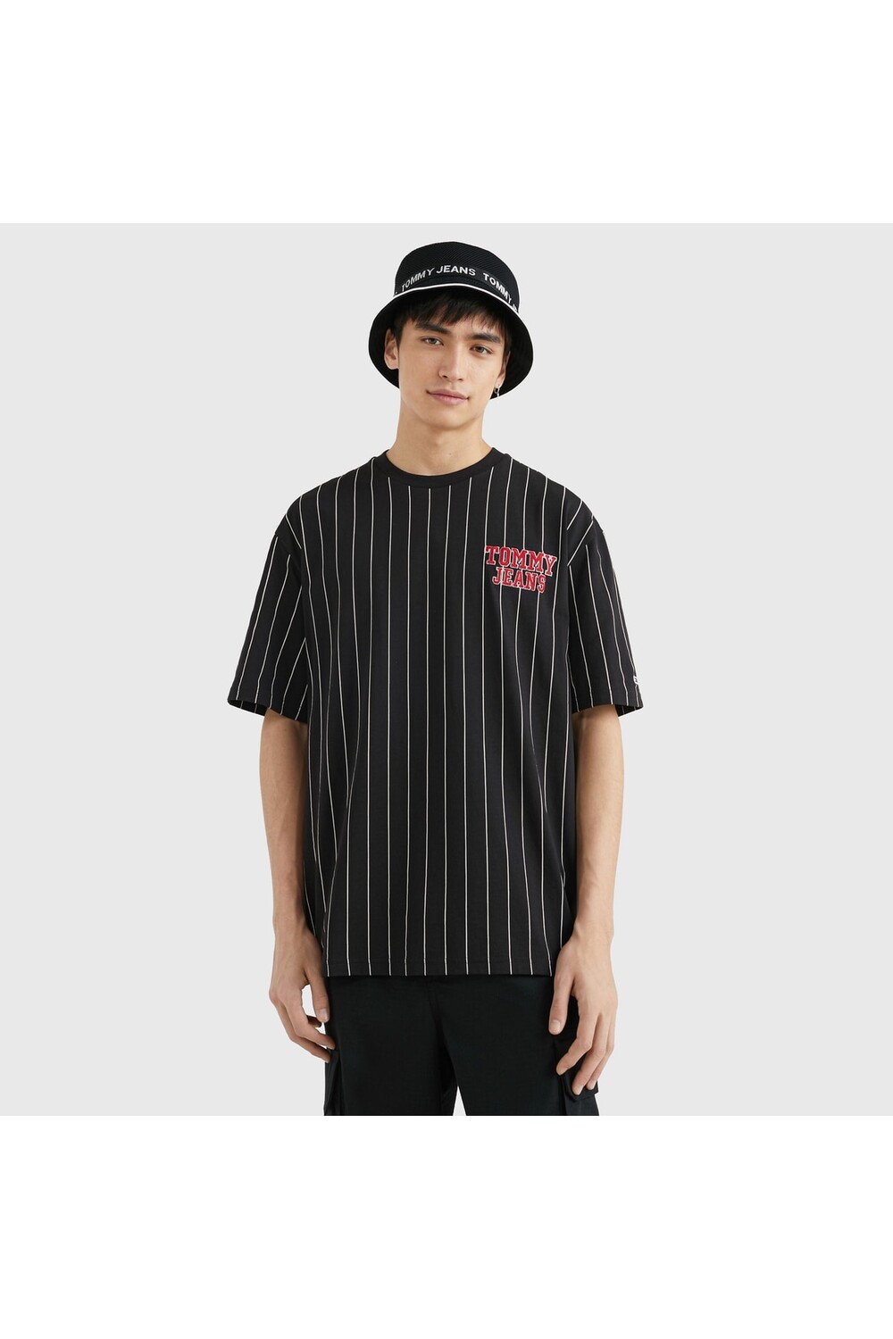 

Футболка Tommy Hilfiger, черный