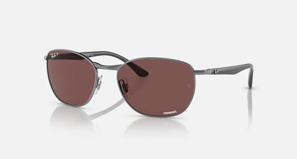 

Солнцезащитные очки Ray-Ban RB3702, темно-фиолетовый