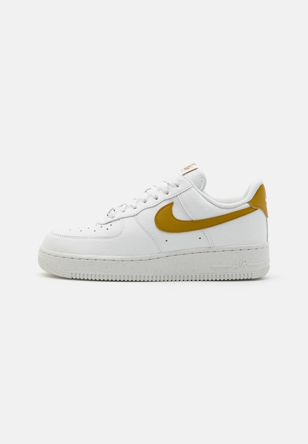 

Кроссовки Nike Air Force Next Nature, саммит белый / бронзовый