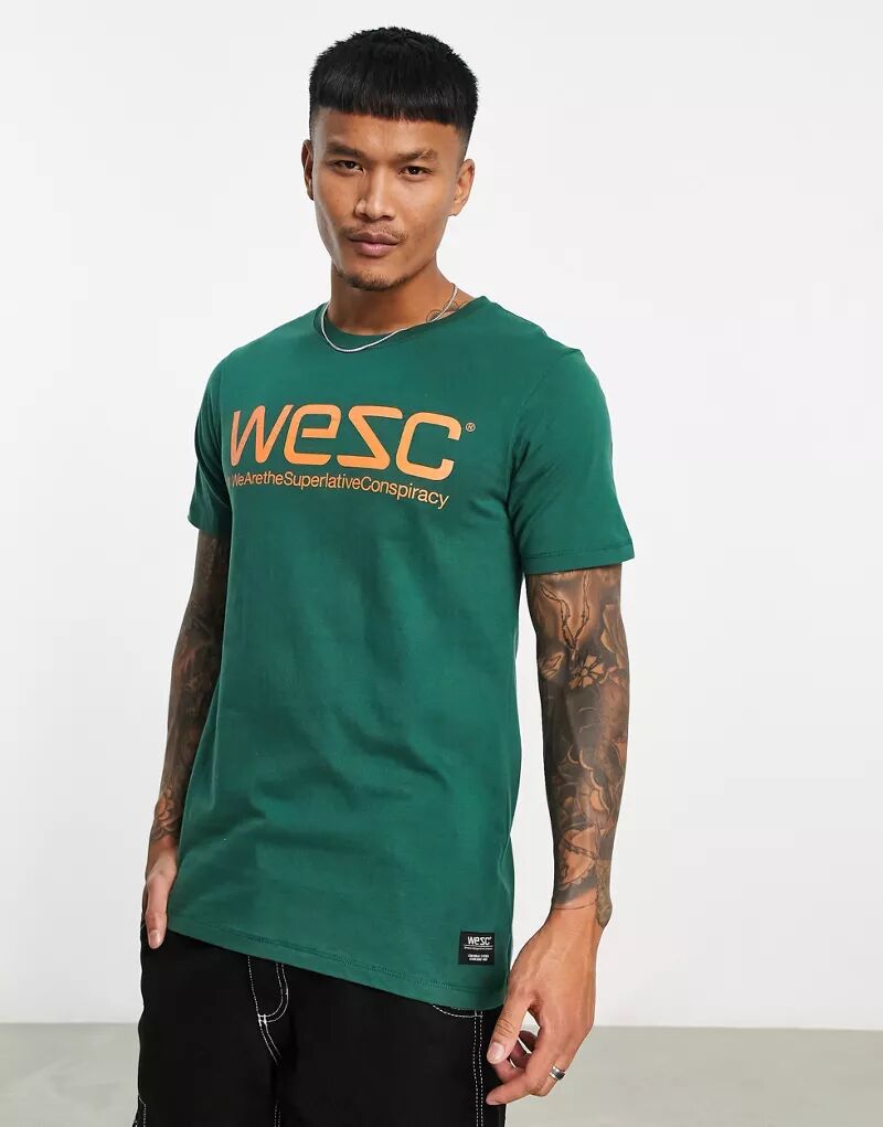 Зеленая футболка WESC с принтом