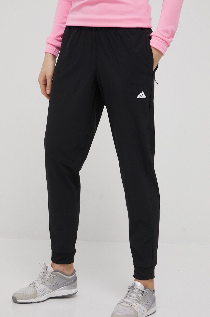 

Спортивные брюки adidas Performance Versatile, черный