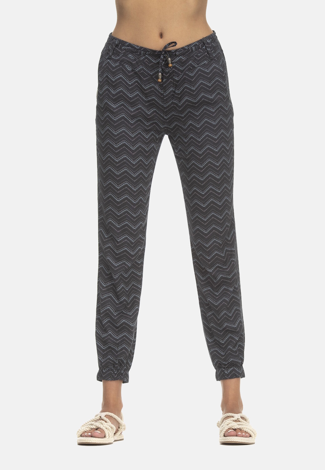 

Брюки ragwear Stoffhose 'Talin Chevron', темно-серый