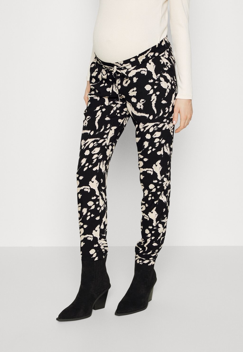 

Брюки Vero Moda, черный Vmmeasy Loose Pants, черный